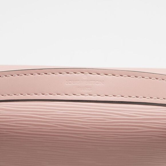 Louis Vuitton Epi Leather Cluny BB Satchel - Picture 10 of 15